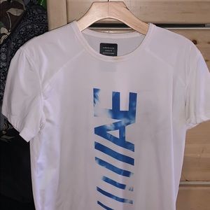 American Eagle Men’s shirt.